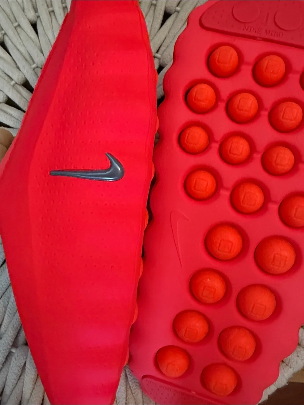 Nike Mind 001 Solar Red Recovery Mule Slip On M6 W7